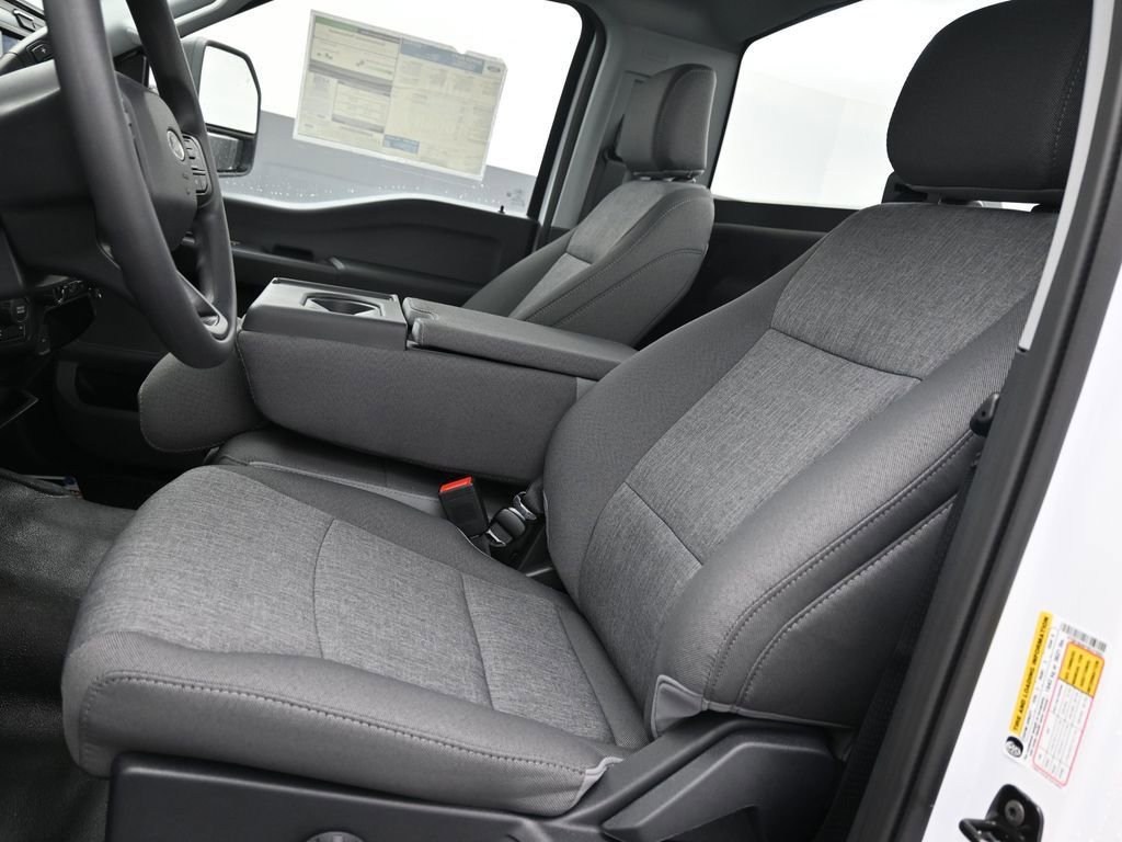 New 2026 Ford F250 XL w/ FX4 Off-Road Package image 11