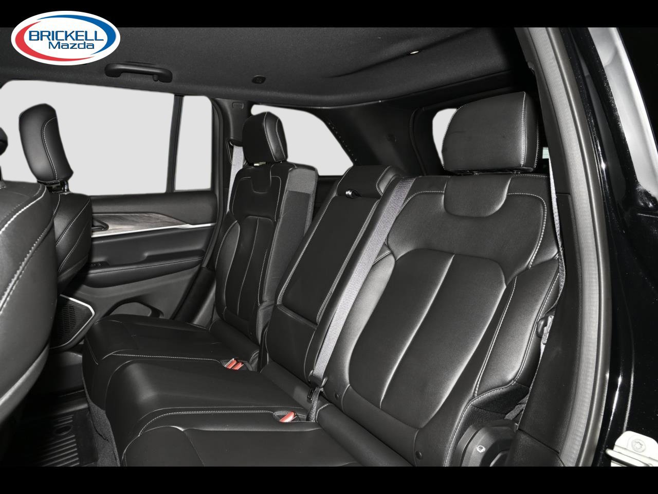 Used 2024 Jeep Grand Cherokee Limited w/ Black Appearance Package RWD image 21