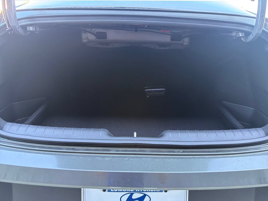 New 2026 Hyundai Elantra SEL Sport FWD image 31