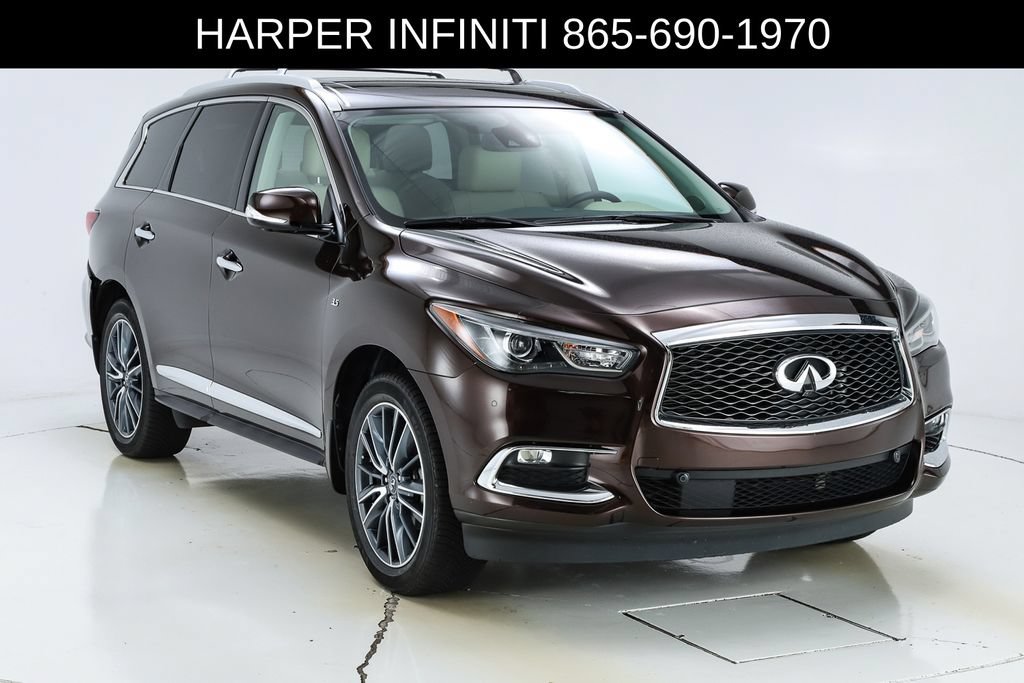 Used 2020 INFINITI QX60 Luxe w/ Sensory Package AWD/4WD image 16