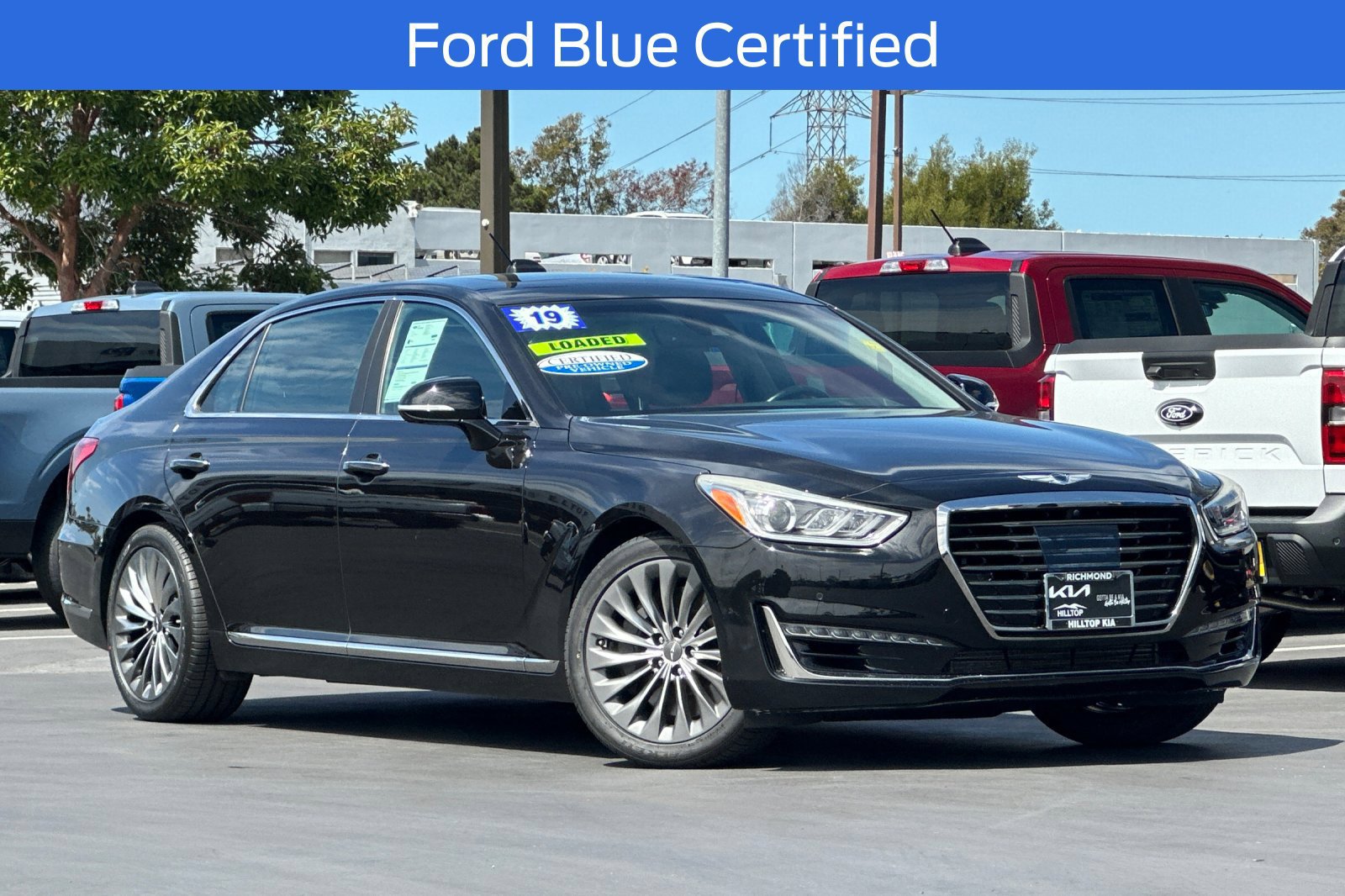 Used 2019 Genesis G90 3.3T Premium RWD image 2