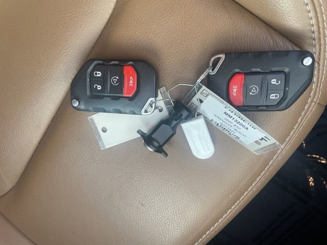 Used 2020 Jeep Wrangler Unlimited Sahara image 33