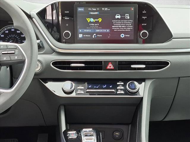 Used 2021 Hyundai Sonata SEL w/ Preferred Accessory Package FWD image 14