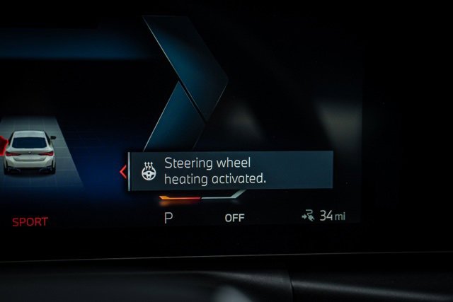 Used 2023 BMW i4 eDrive35 image 33