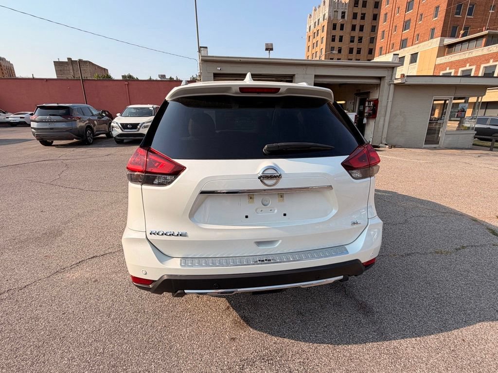 Used 2020 Nissan Rogue SL w/ Premium Package FWD image 4
