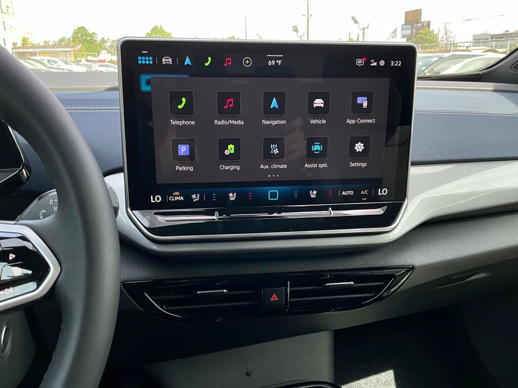 New 2026 Volkswagen ID.4 Pro S AWD/4WD image 18