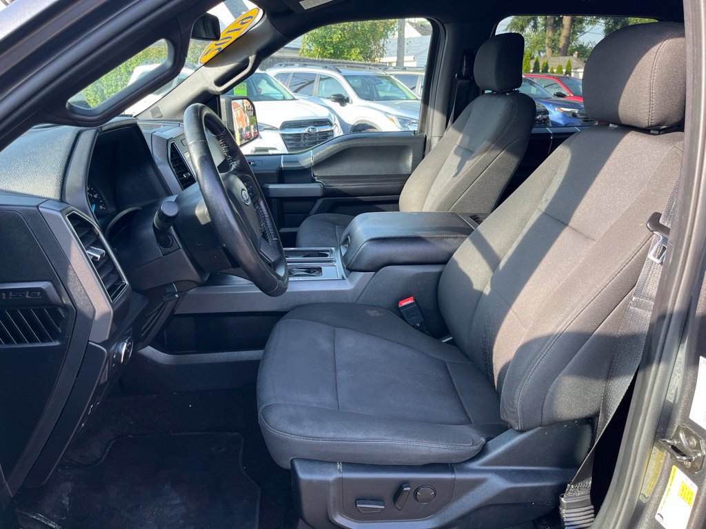 Used 2019 Ford F150 XLT w/ Equipment Group 302A Luxury AWD/4WD image 12