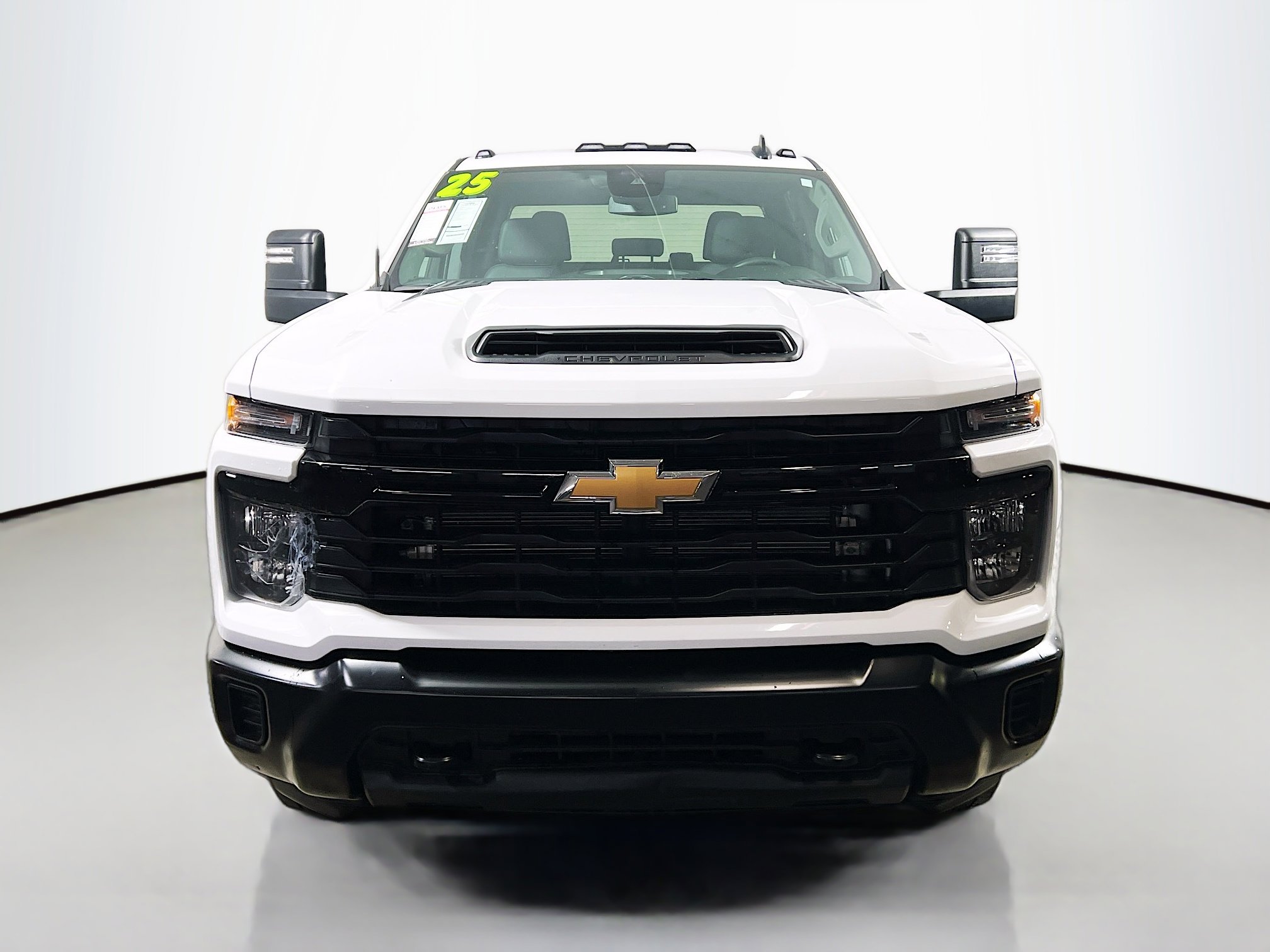 Used 2025 Chevrolet Silverado 3500 W/T image 11