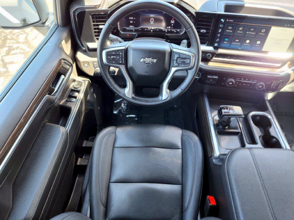 Used 2023 Chevrolet Silverado 1500 LT Trail Boss w/ Convenience Package II AWD/4WD image 11
