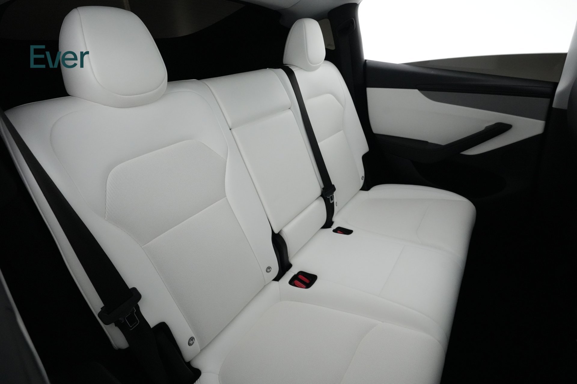 Used 2026 Tesla Model Y 2WD image 5