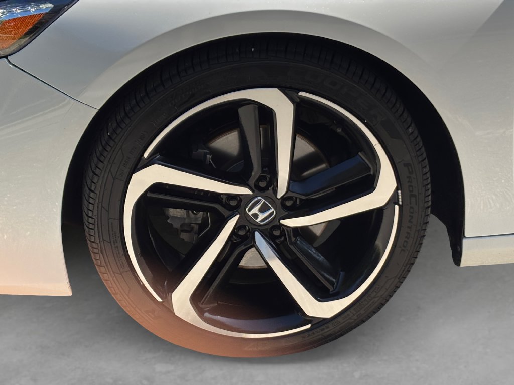 Used 2022 Honda Accord Sport image 9
