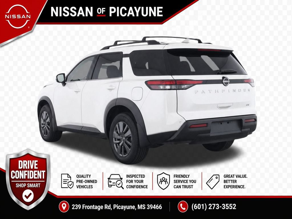 Used 2022 Nissan Pathfinder SV FWD image 3