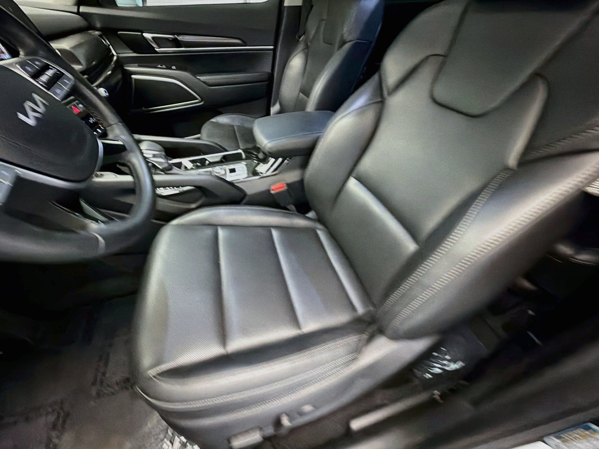 Used 2025 Kia Telluride S FWD image 10