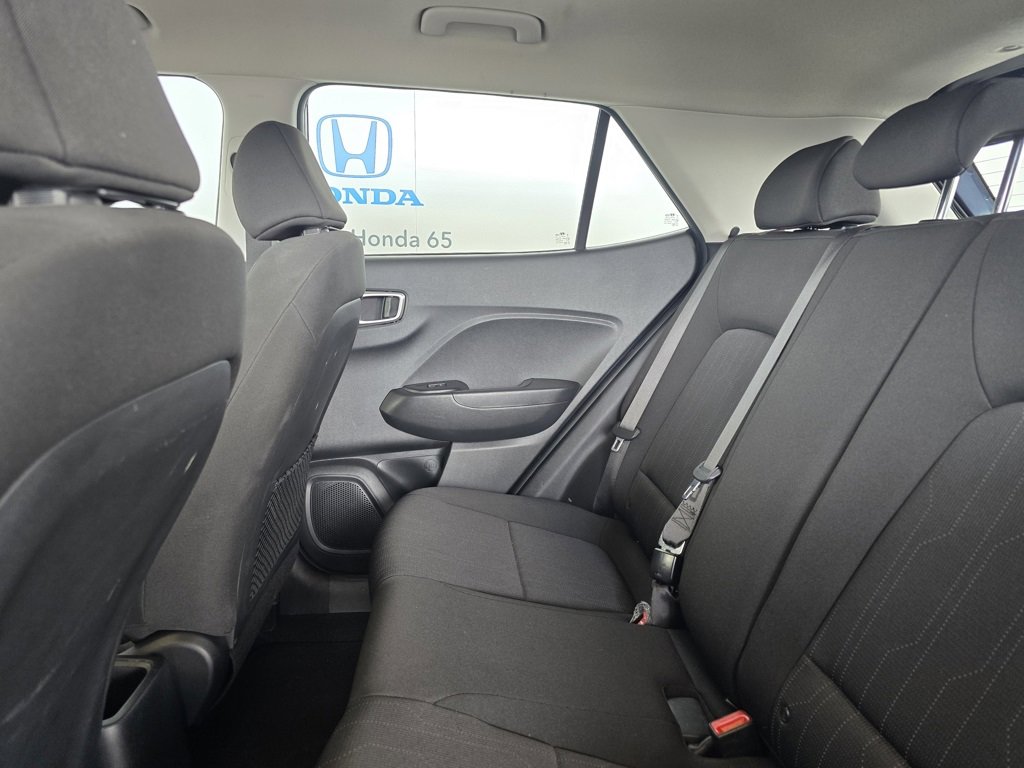 Used 2024 Hyundai Venue SE image 13