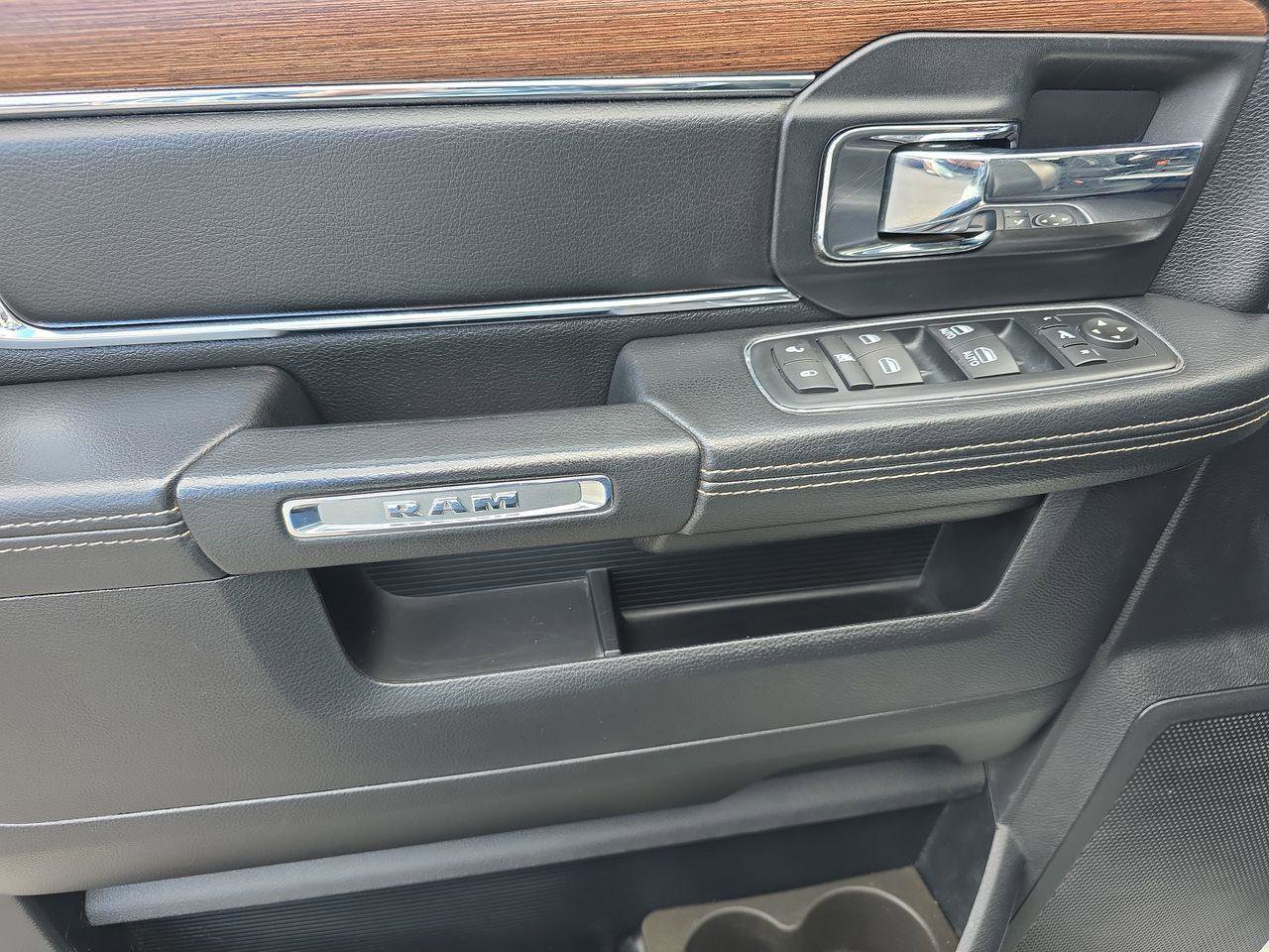 Used 2016 RAM 2500 Laramie w/ Sport Appearance Group image 5