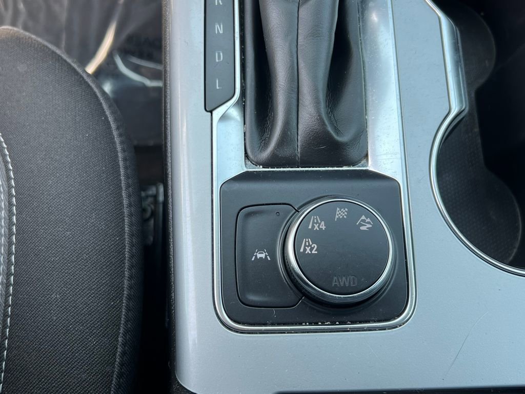 Used 2025 Chevrolet Blazer LT image 29