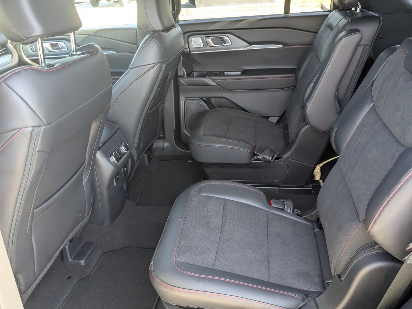 New 2026 Ford Explorer ST w/ Sun And Sound Package AWD/4WD image 30