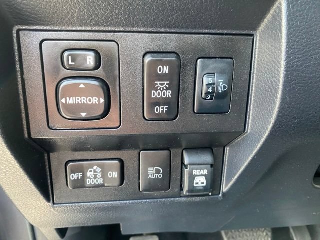 Used 2020 Toyota Tundra Limited w/ Limited Premium Package AWD/4WD image 22