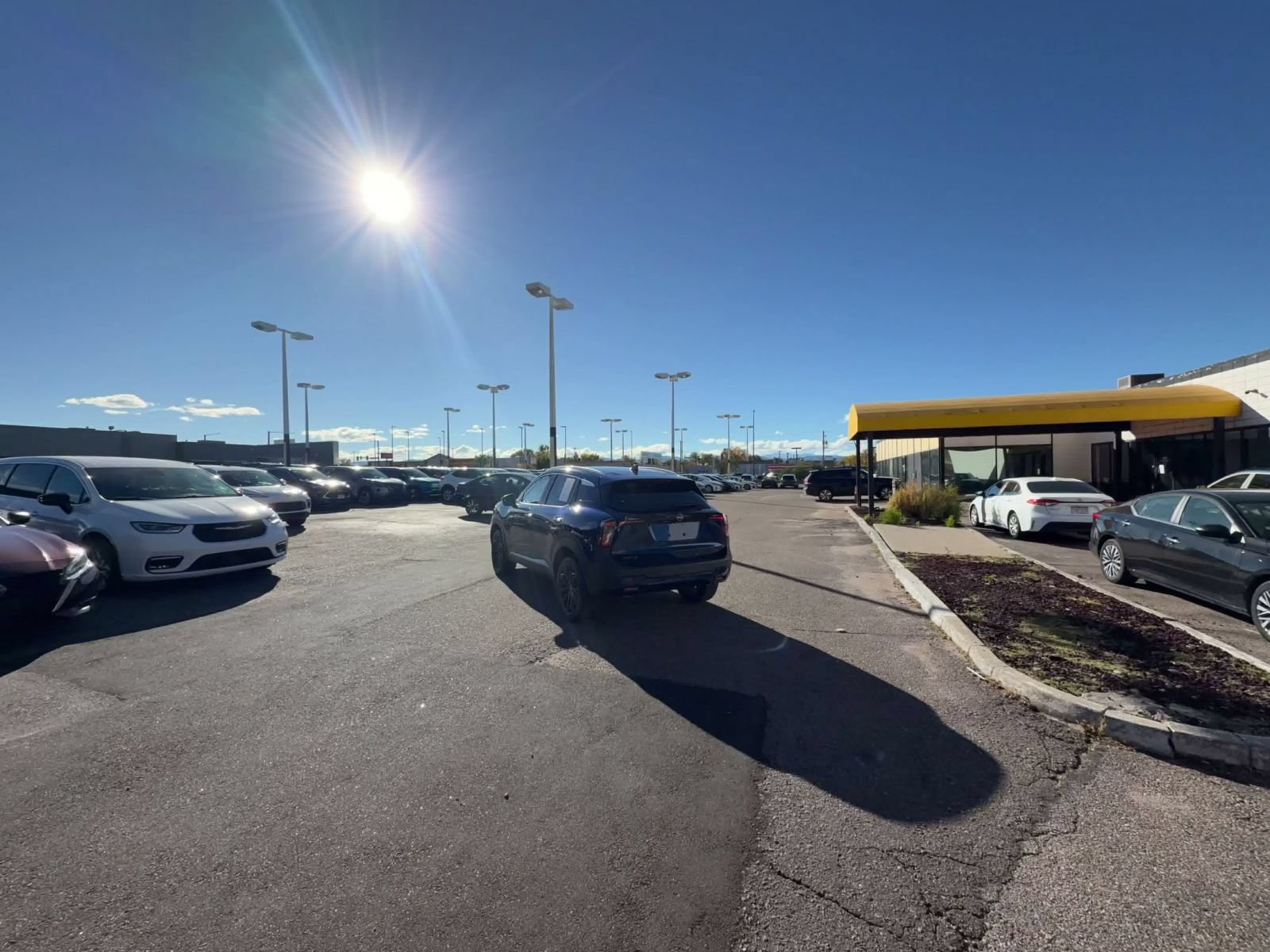 Used 2026 Nissan Kicks SR FWD image 15