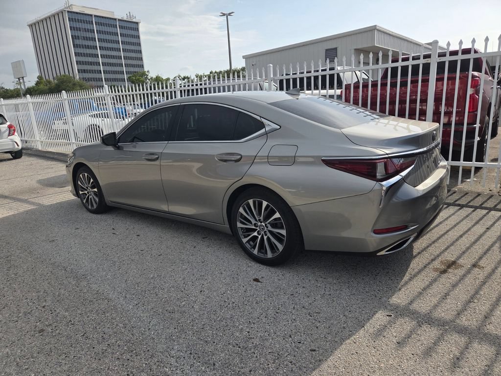 Used 2020 Lexus ES 350 w/ Premium Package FWD image 7