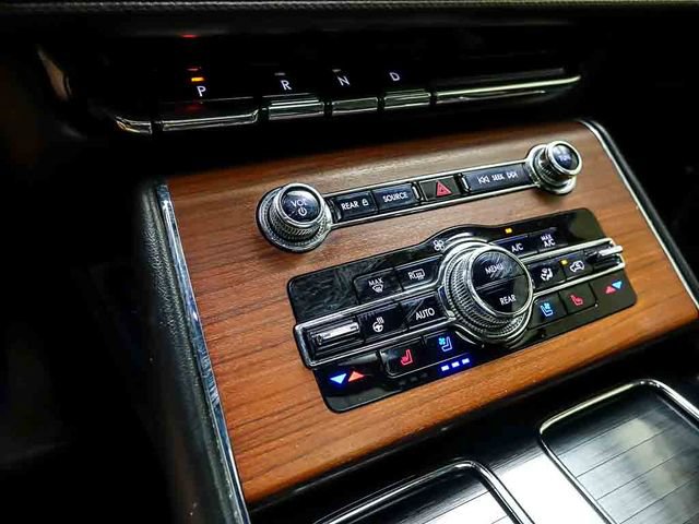 Used 2021 Lincoln Aviator Reserve w/ Equipment Group 208A AWD/4WD image 23
