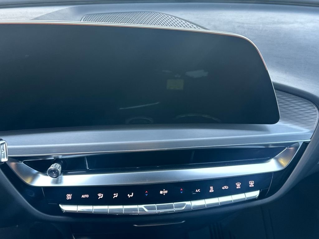 New 2026 Cadillac Lyriq Sport image 19