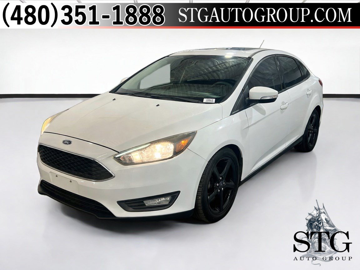 Used 2017 Ford Focus SEL FWD image 1