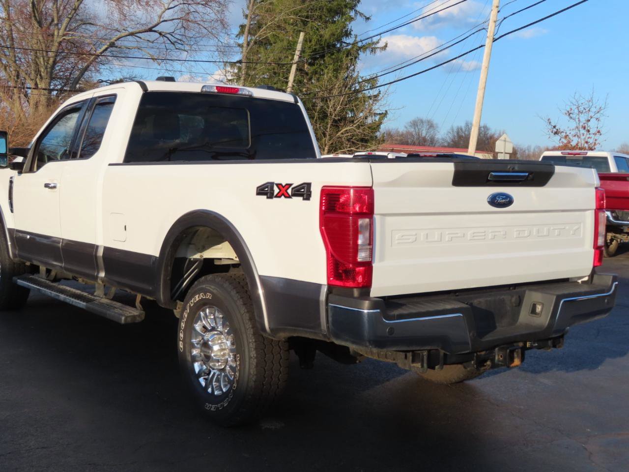 Used 2021 Ford F350 Lariat w/ Chrome Package image 19