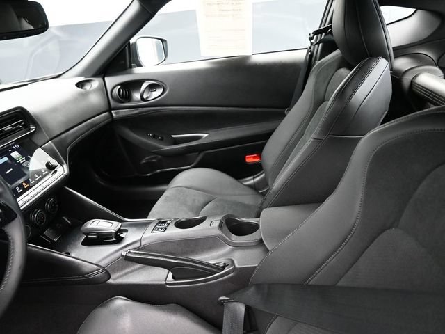Used 2024 Nissan Z Performance w/ Floor Mat Package RWD image 10