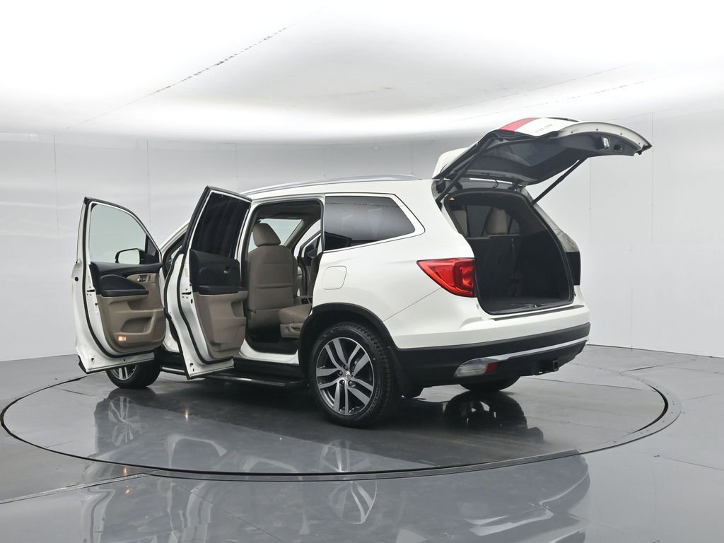 Used 2016 Honda Pilot Elite image 39
