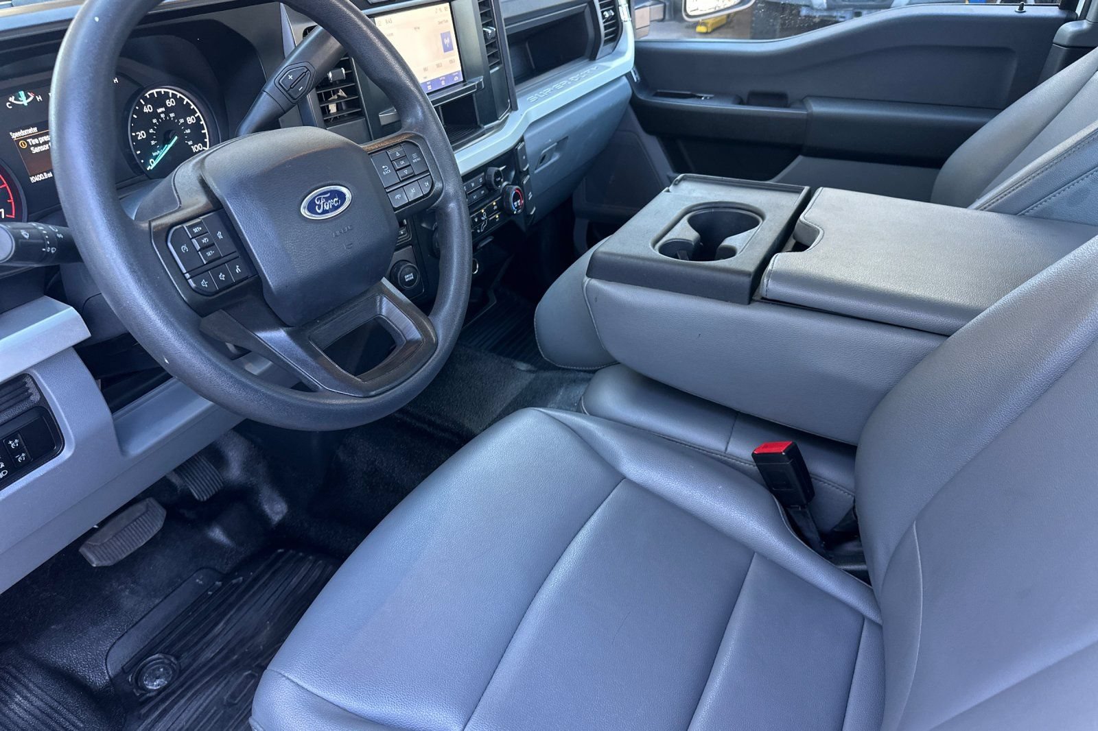 Used 2024 Ford F250 XL w/ XL Chrome Package RWD image 9