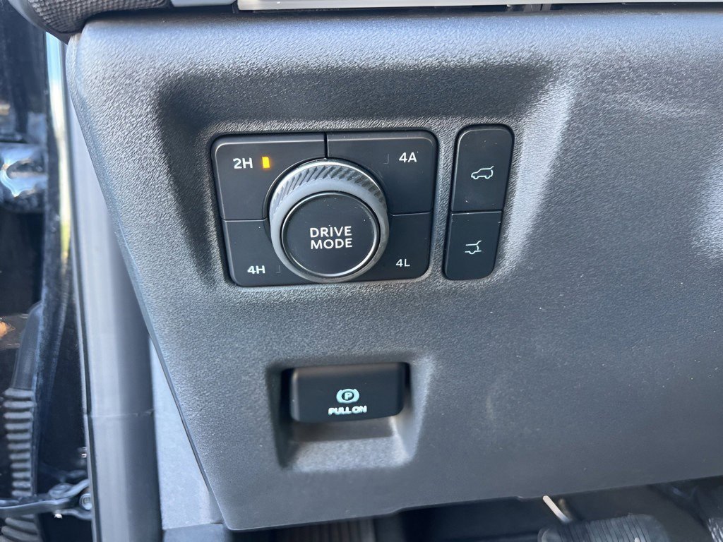 Used 2025 Ford Expedition Max Platinum image 26