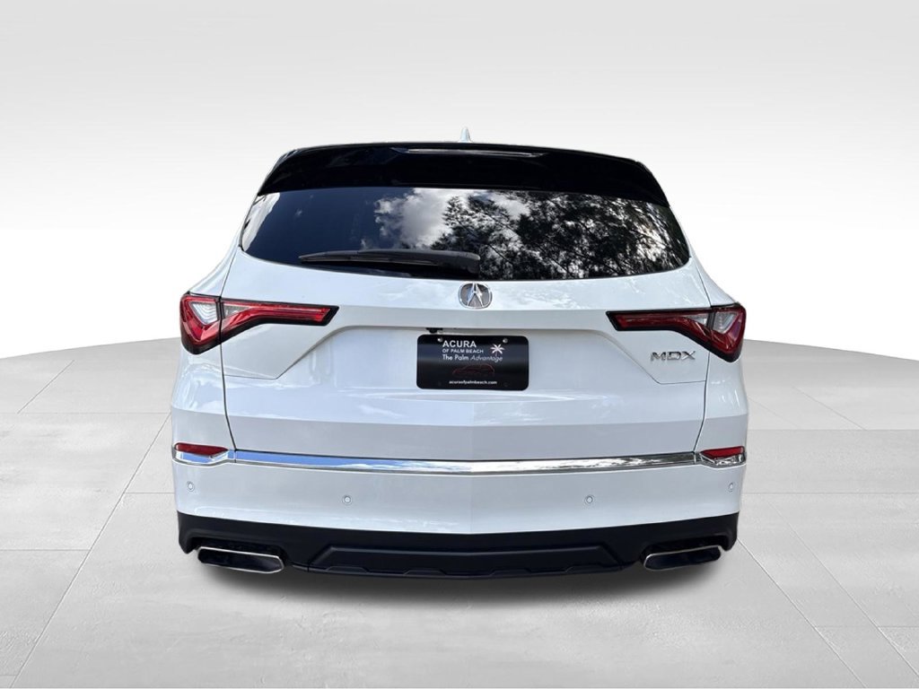 Used 2023 Acura MDX w/ Technology Package FWD image 4