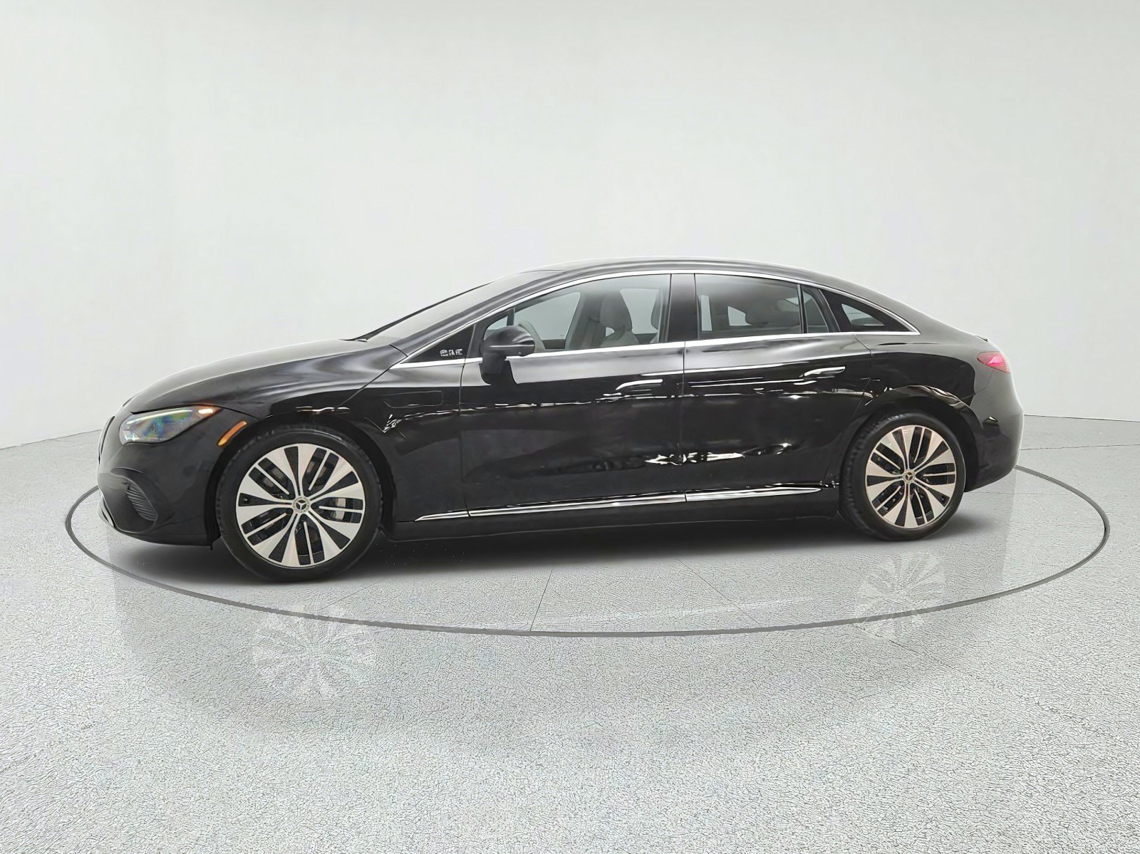 Used 2023 Mercedes-Benz EQE 350+ Sedan image 8