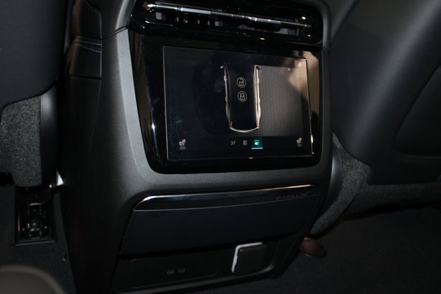 New 2025 Cadillac Escalade IQ Sport 1 w/ LPO, ONYX Package image 10