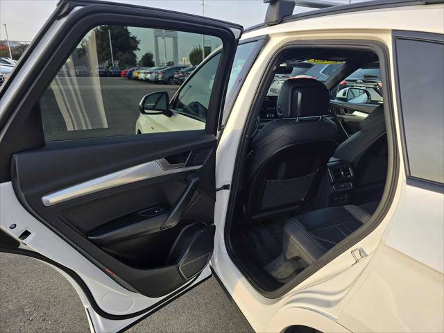 Used 2025 Audi Q5 2.0T Premium image 18