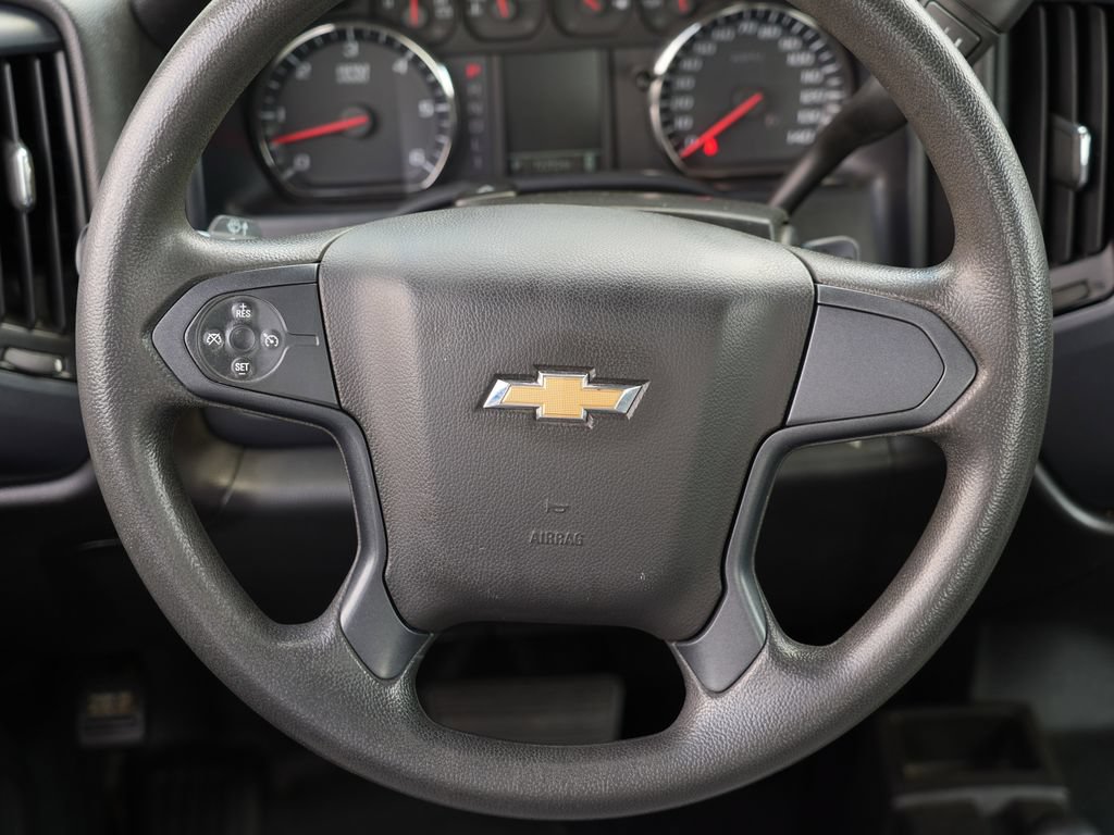 Used 2018 Chevrolet Silverado 3500 W/T AWD/4WD image 28