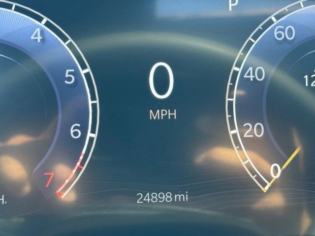 Certified 2024 Jeep Grand Cherokee Limited w/ Luxury Tech Group II image 13