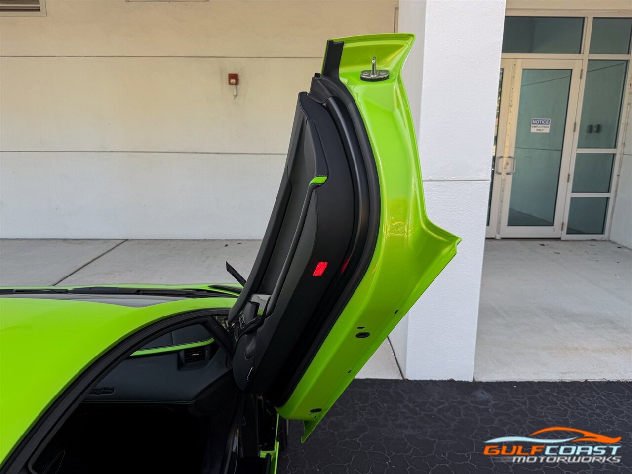 Used 2018 Lamborghini Aventador S AWD/4WD image 34