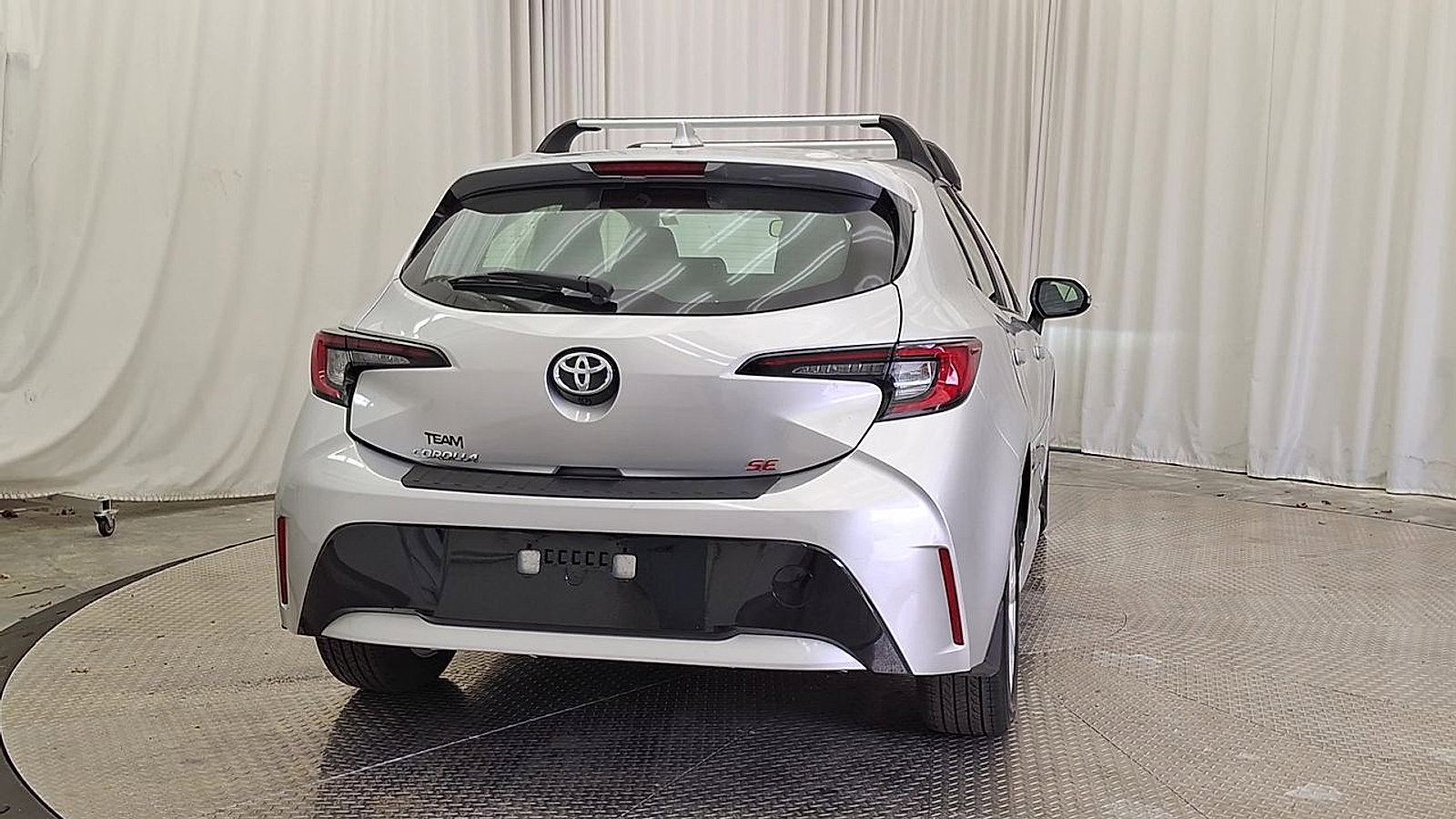 Certified 2024 Toyota Corolla SE FWD image 2