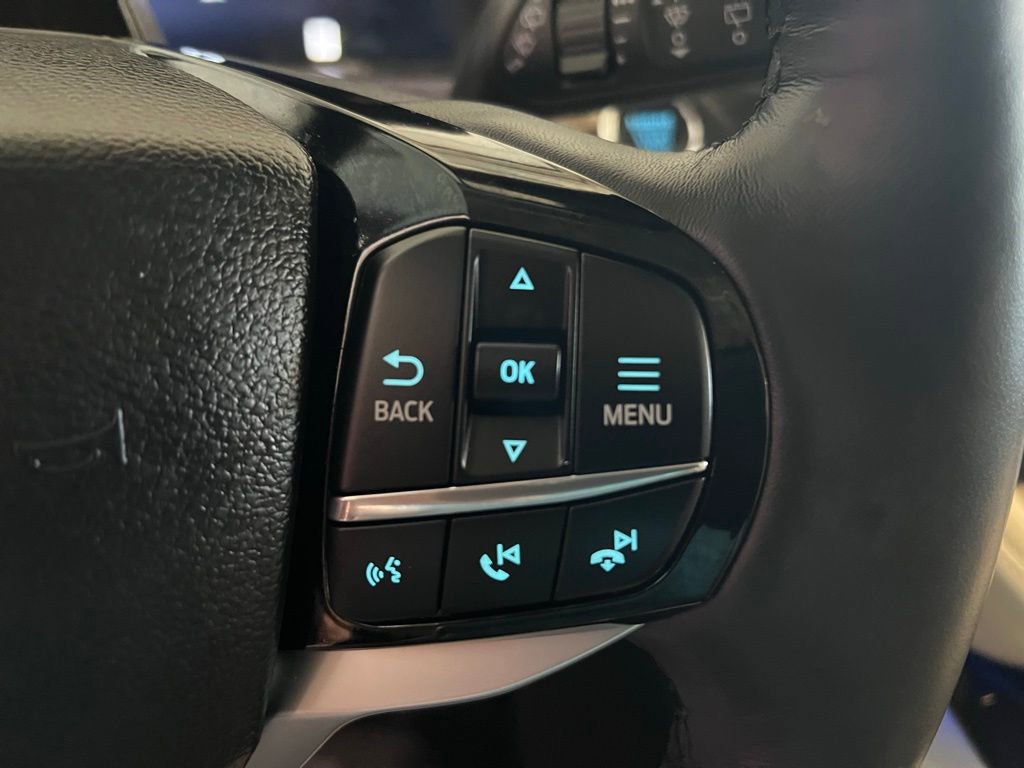 Used 2025 Ford Explorer Platinum w/ LUX Leather Package AWD/4WD image 26