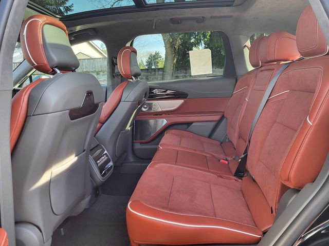 New 2025 Lincoln Nautilus Black Label w/ Jet Appearance Package image 16