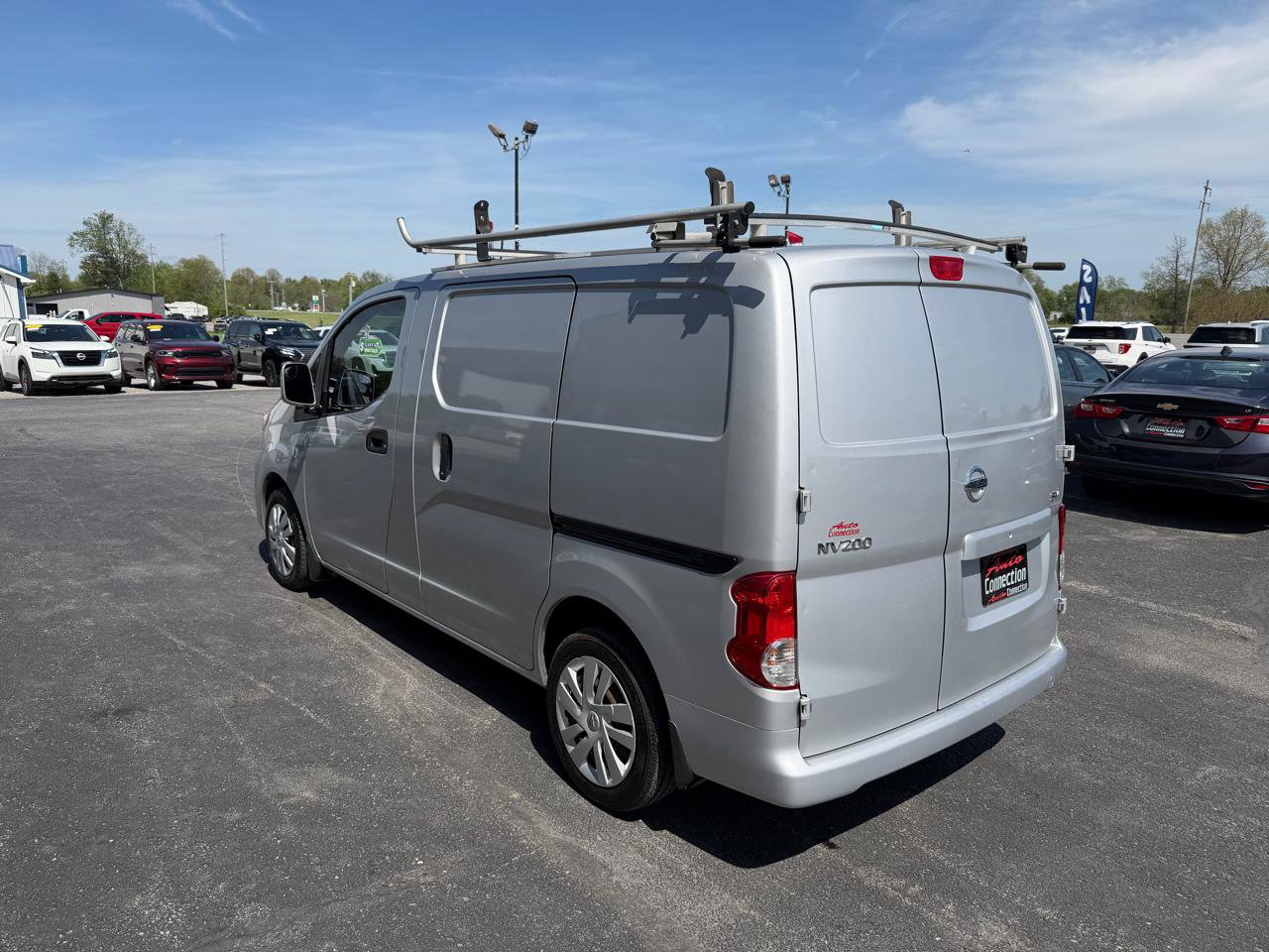 Used 2018 Nissan NV200 SV w/ Navigation Package image 9