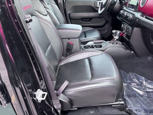 Used 2022 Jeep Wrangler Unlimited Rubicon w/ Cold Weather Group image 28