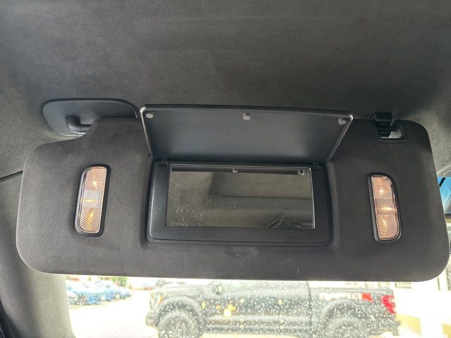 Used 2018 Cadillac Escalade ESV Platinum AWD/4WD image 45