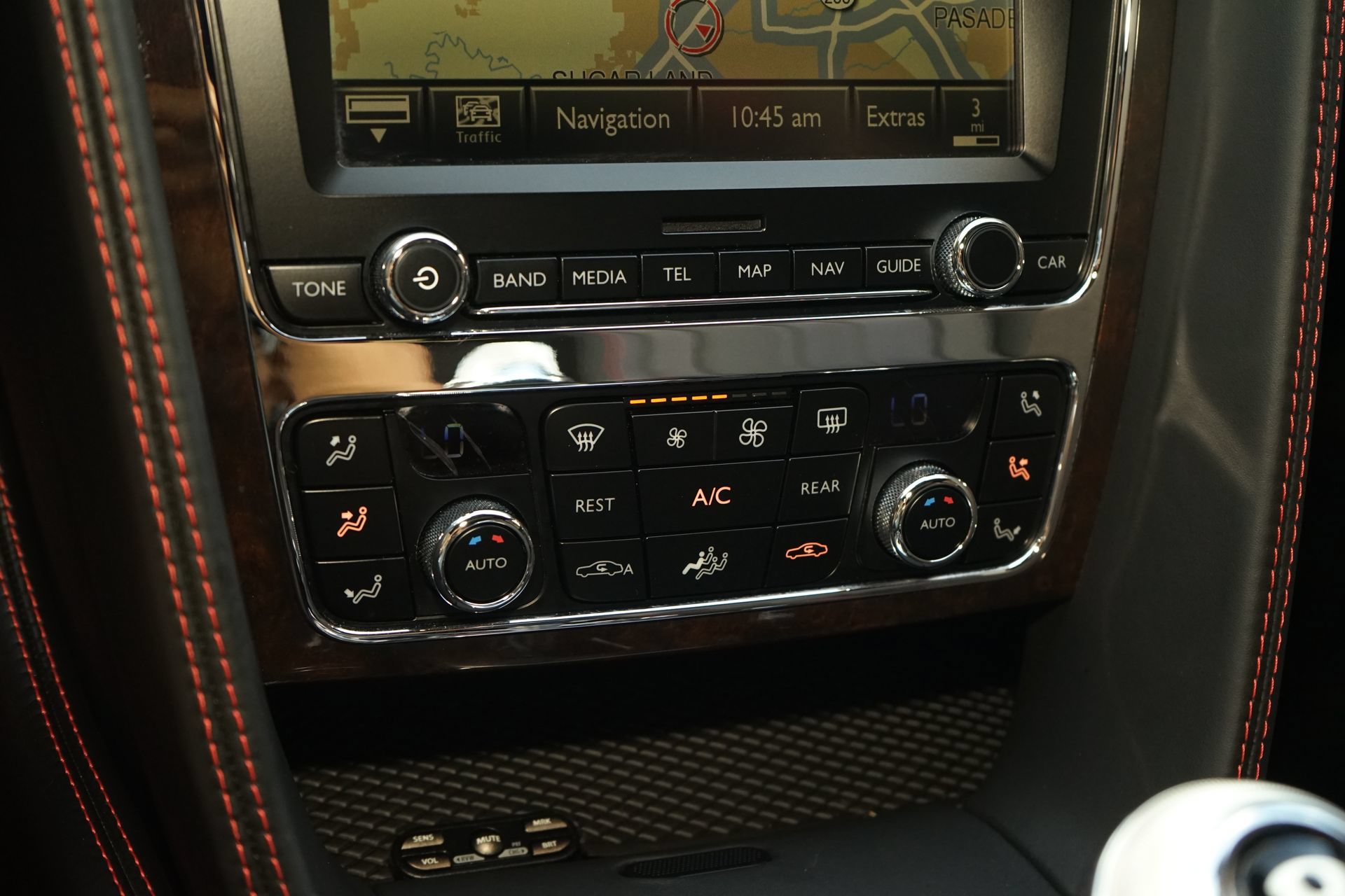Used 2014 Bentley Flying Spur W12 AWD/4WD image 16
