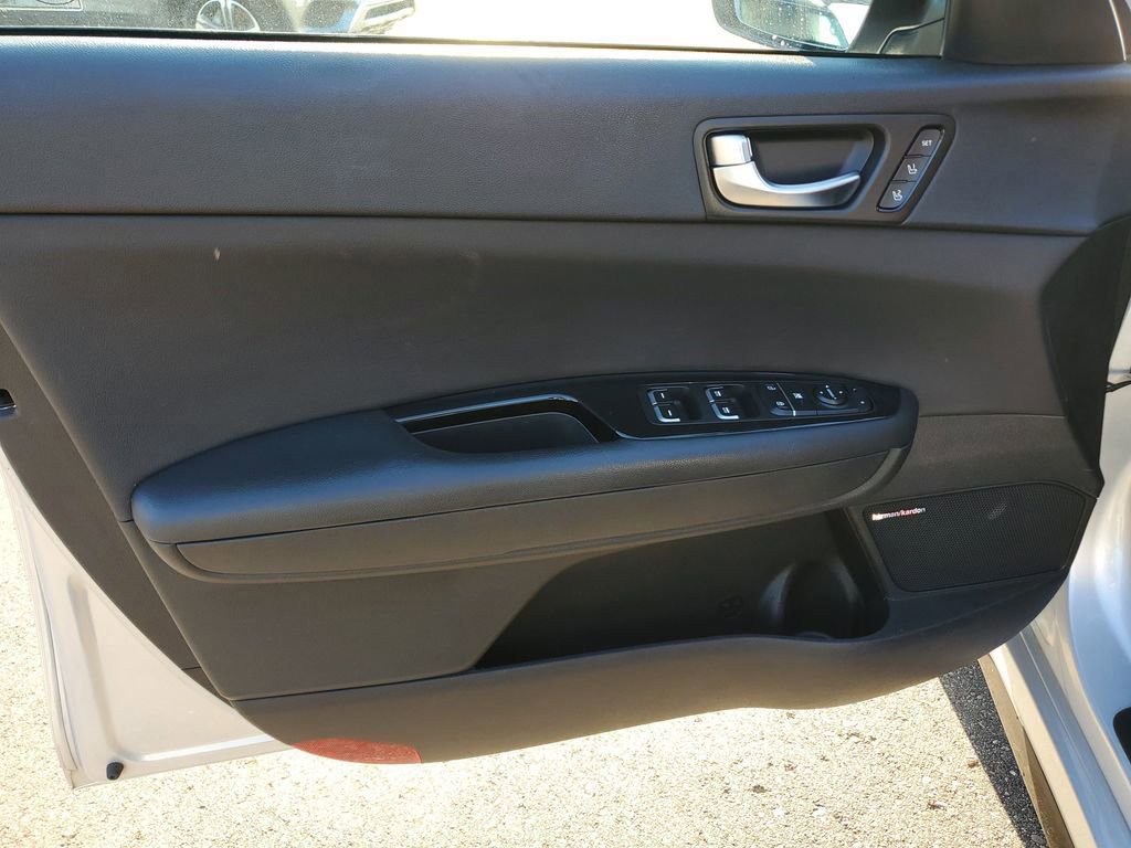 Used 2020 Kia Optima SX image 12