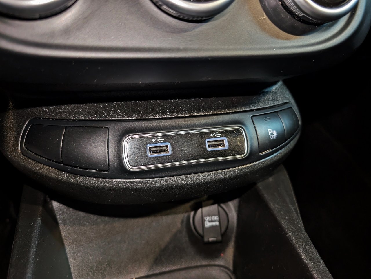 Used 2020 FIAT 500X Pop AWD/4WD image 42