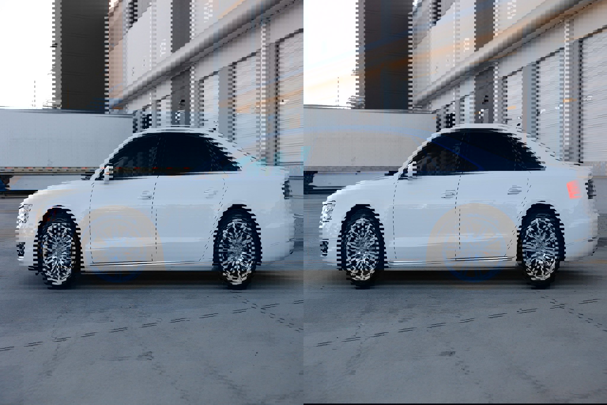 Used 2014 Audi A8 L TDI w/ Premium Package image 8