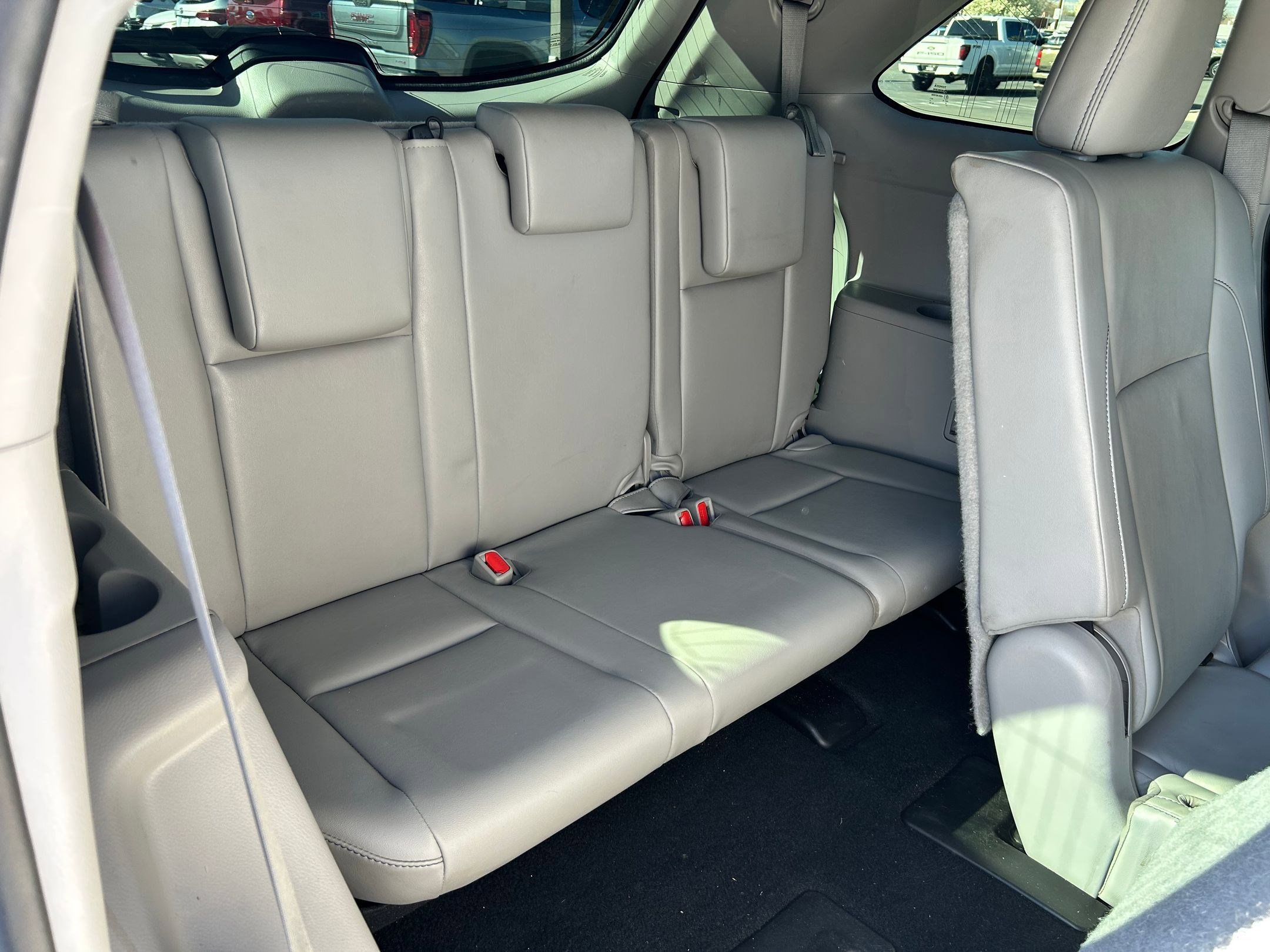Used 2019 Toyota Highlander XLE image 27
